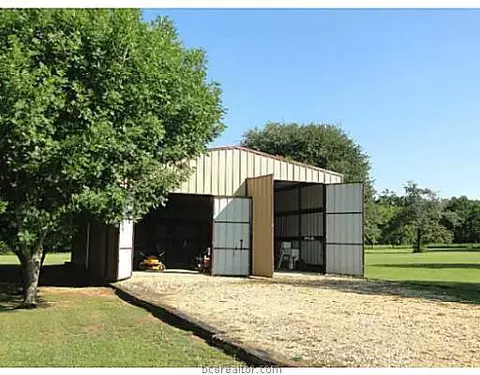 6841 Cedar Oaks Dr, Bryan, TX 77808 photo 11