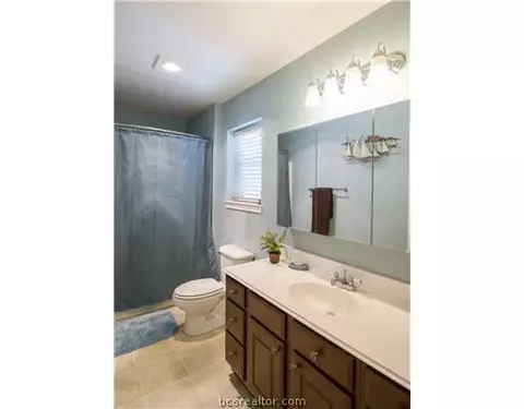 2101 Williams, Bryan, TX 77808 photo 10