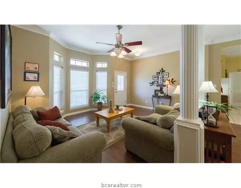 2101 Williams, Bryan, TX 77808 photo 3