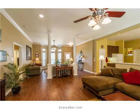 2101 Williams, Bryan, TX 77808 photo 4