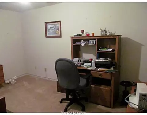 5900 Knightsbridge Ln, Bryan, TX 77802 photo 14