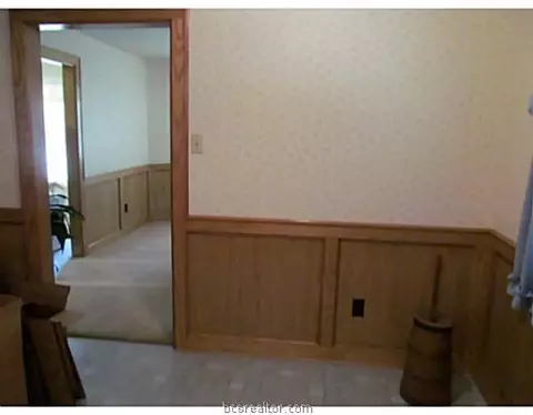 5900 Knightsbridge Ln, Bryan, TX 77802 photo 5