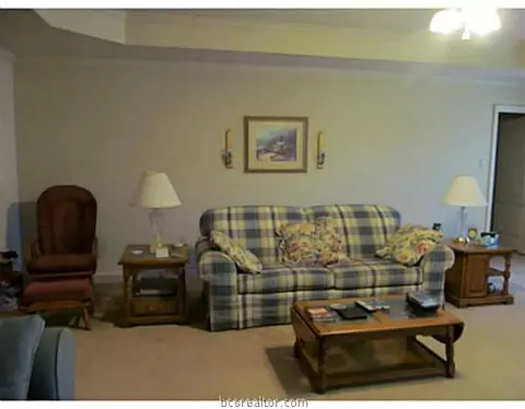 5900 Knightsbridge Ln, Bryan, TX 77802 photo 19