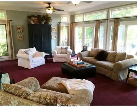 1111 E 9th St, Cameron, TX 76520 photo 7