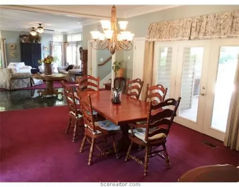 1111 E 9th St, Cameron, TX 76520 photo 9