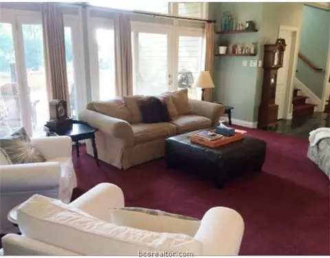 1111 E 9th St, Cameron, TX 76520 photo 8