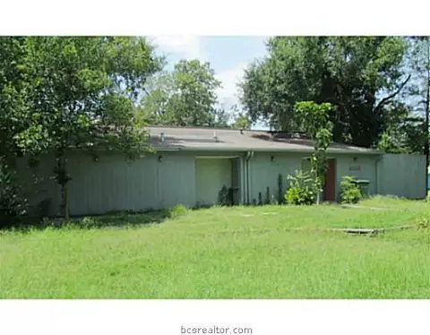 3010 Spruce, Bryan, TX 77801 photo 1