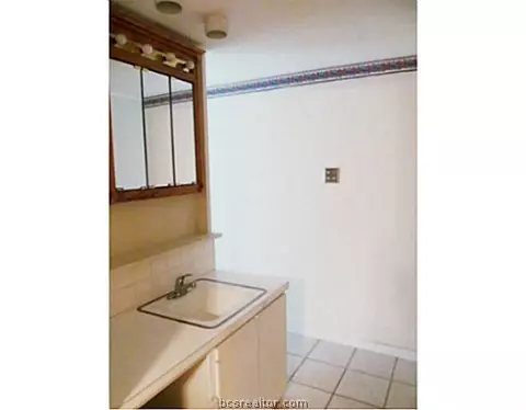 3010 Spruce, Bryan, TX 77801 photo 9
