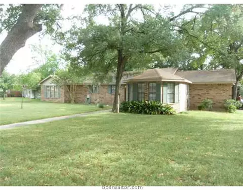 4300 Brompton Ln, Bryan, TX 77802 photo 4