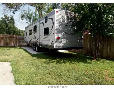 3816 Brighton Dr, Bryan, TX 77802 photo 19