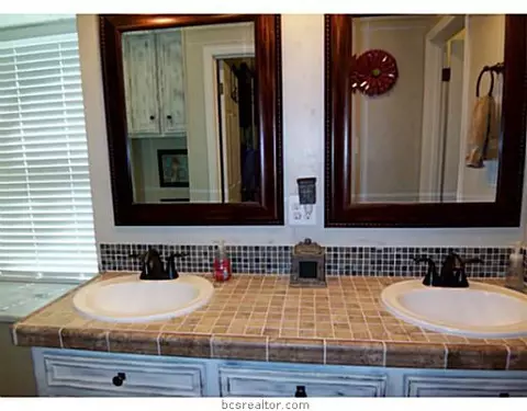 3816 Brighton Dr, Bryan, TX 77802 photo 15