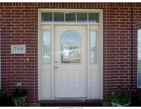 7300 Planters Loop, Bryan, TX 77808 photo 15