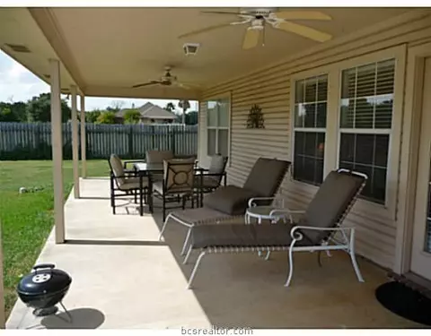 7300 Planters Loop, Bryan, TX 77808 photo 16