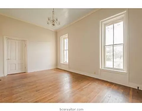 713 E 30th St, Bryan, TX 77803 photo 10