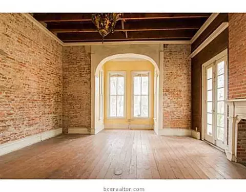 713 E 30th St, Bryan, TX 77803 photo 13