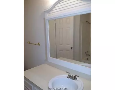 2517 Bexar Grass Ct, Bryan, TX 77802 photo 5
