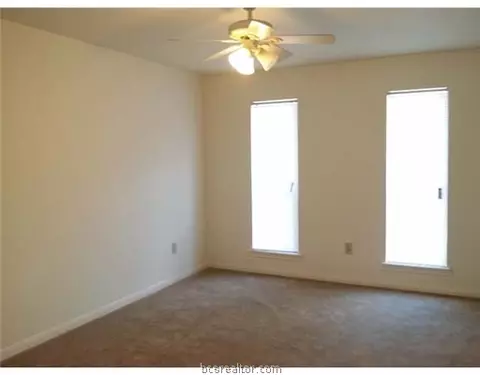 2517 Bexar Grass Ct, Bryan, TX 77802 photo 8