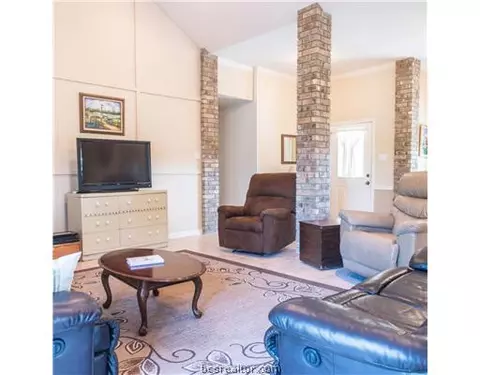 3964 Cliff Rd, Bryan, TX 77808 photo 17