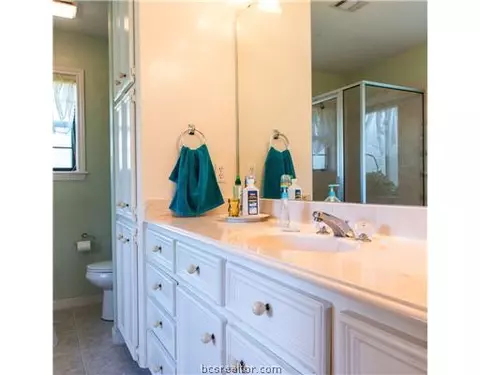 3964 Cliff Rd, Bryan, TX 77808 photo 15