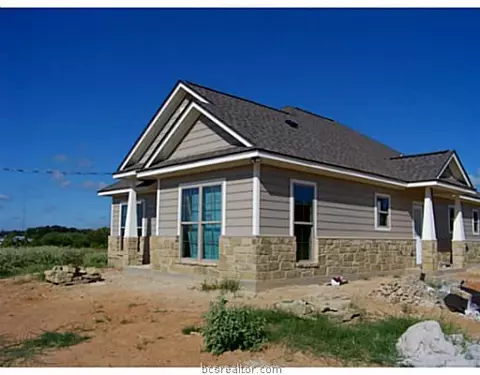 900 Keystone Dr, Bryan, TX 77807 photo 1