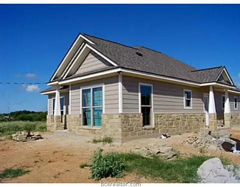900 Keystone Dr, Bryan, TX 77807 photo 3