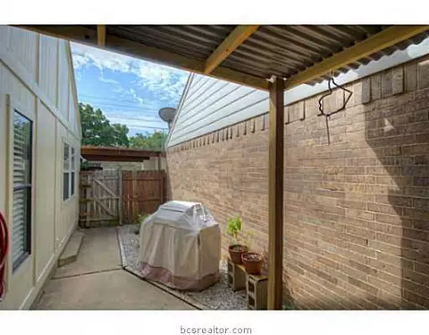 925 Navidad St, Bryan, TX 77801 photo 12