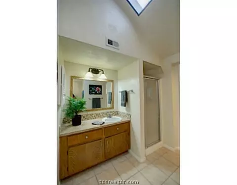 925 Navidad St, Bryan, TX 77801 photo 8