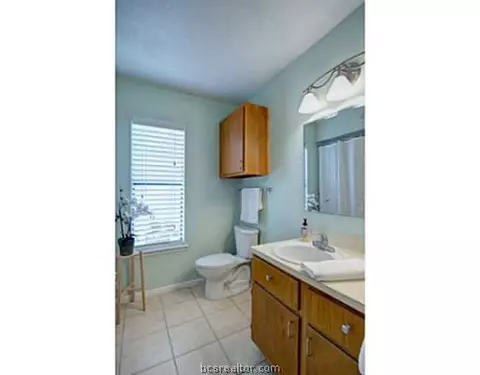 925 Navidad St, Bryan, TX 77801 photo 10