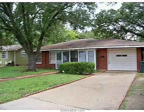 212 Ehlinger Dr, Bryan, TX 77801 photo 2