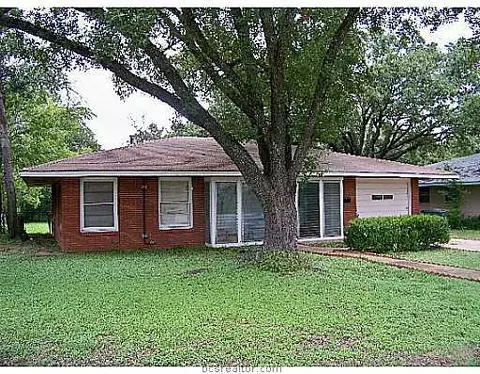 212 Ehlinger Dr, Bryan, TX 77801 photo 1