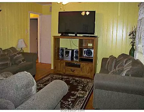 212 Ehlinger Dr, Bryan, TX 77801 photo 5