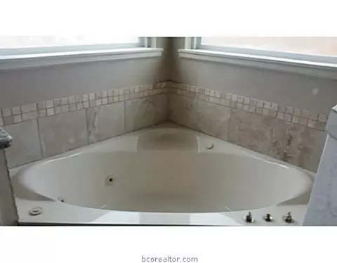 3081 Archer Cir, Bryan, TX 77808 photo 10