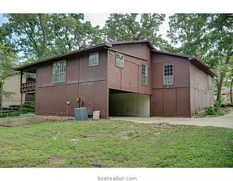 2805 Camelot Dr, Bryan, TX 77802 photo 14
