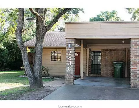 2830 Oakside Dr, Bryan, TX 77802 photo 2
