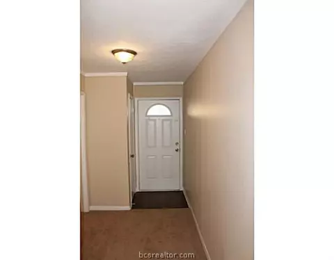 2830 Oakside Dr, Bryan, TX 77802 photo 3
