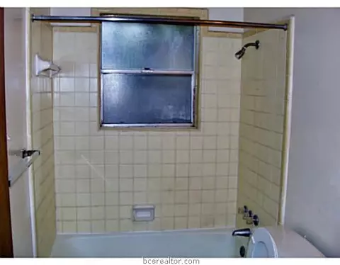 1913 Orman St, Bryan, TX 77801 photo 7