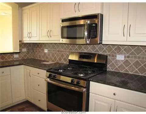 1065 Venice Dr, Bryan, TX 77808 photo 10