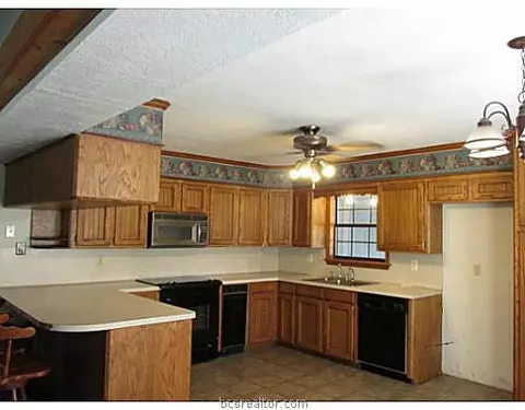 8974 Mccarver Ln, Bryan, TX 77808 photo 8