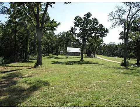 8974 Mccarver Ln, Bryan, TX 77808 photo 5