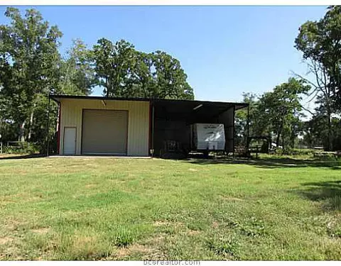 8974 Mccarver Ln, Bryan, TX 77808 photo 6