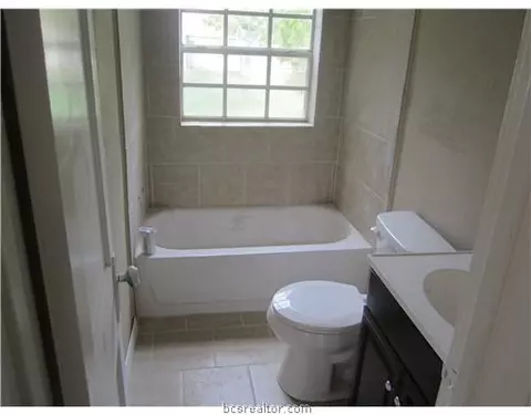 1006 E 25th St, Bryan, TX 77802 photo 7