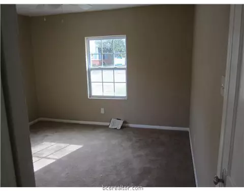 1006 E 25th St, Bryan, TX 77802 photo 11