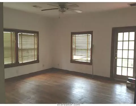 308 Elm, Bryan, TX 77801 photo 9