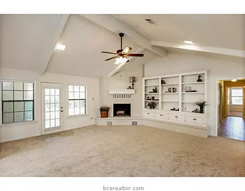 2312 Valley View Dr, Bryan, TX 77802 photo 7