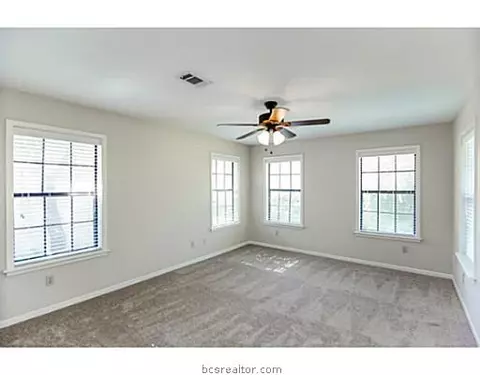 2312 Valley View Dr, Bryan, TX 77802 photo 11