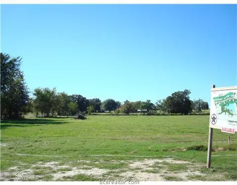 6801 Mccrae Ln, Bryan, TX 77808 photo 4