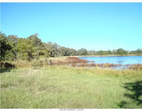 6977 Mccrae Ln, Bryan, TX 77808 photo 5