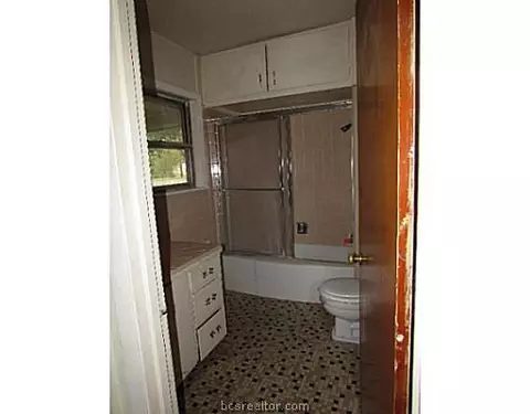 311 May St, Bryan, TX 77802 photo 4