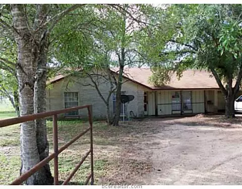 8272 Grassbur Rd, Bryan, TX 77808 photo 3