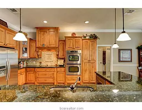 6977 Gemstone, Bryan, TX 77808 photo 14